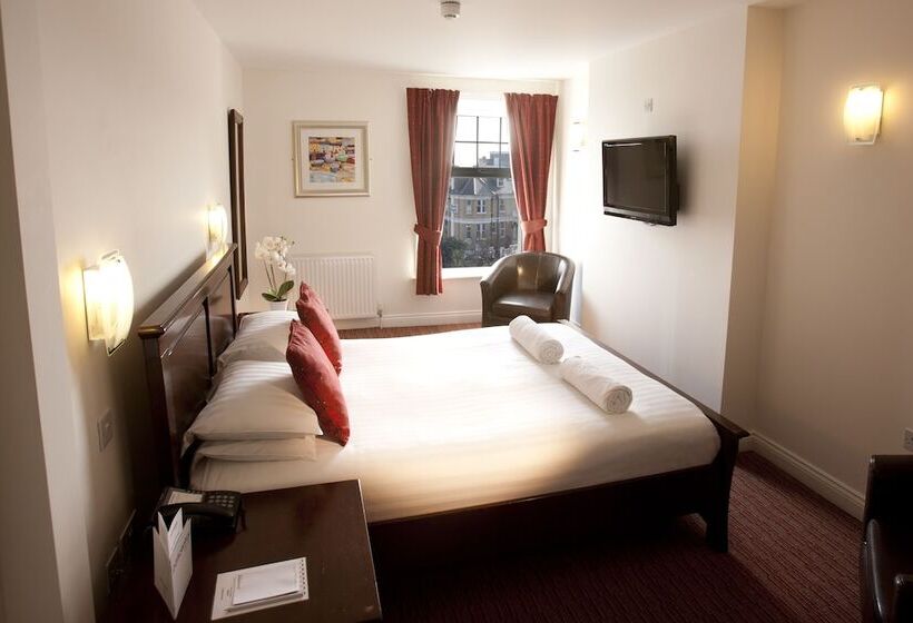 Отель Park Central