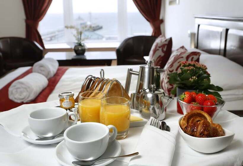 Отель Park Central