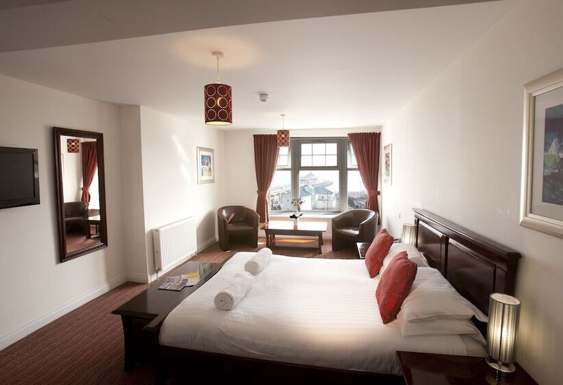 Отель Park Central