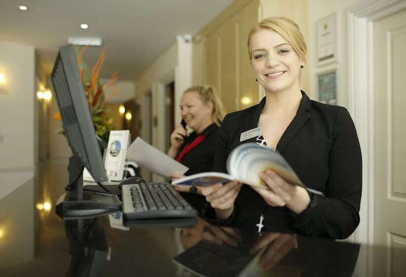 Отель Park Central