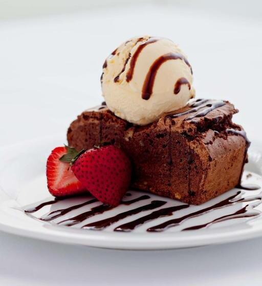 هتل Golden Tulip Muscat