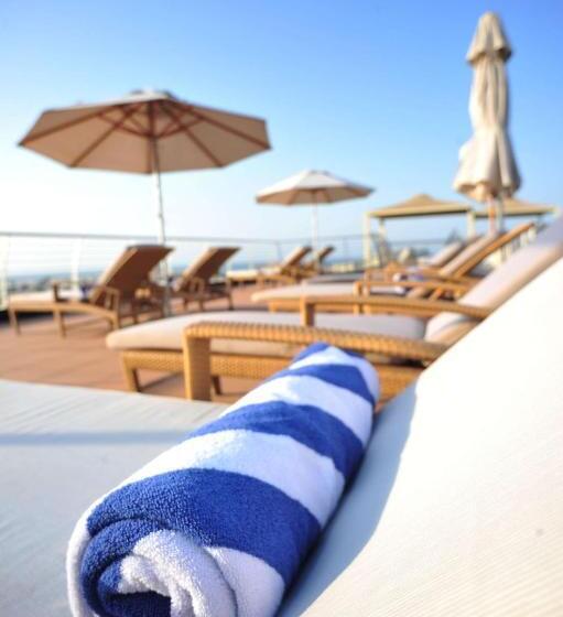 هتل Golden Tulip Muscat