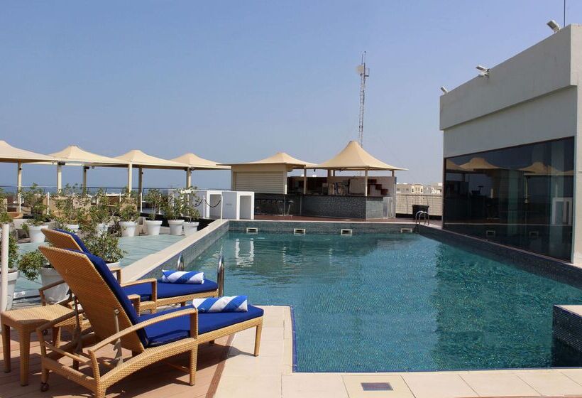 هتل Golden Tulip Muscat
