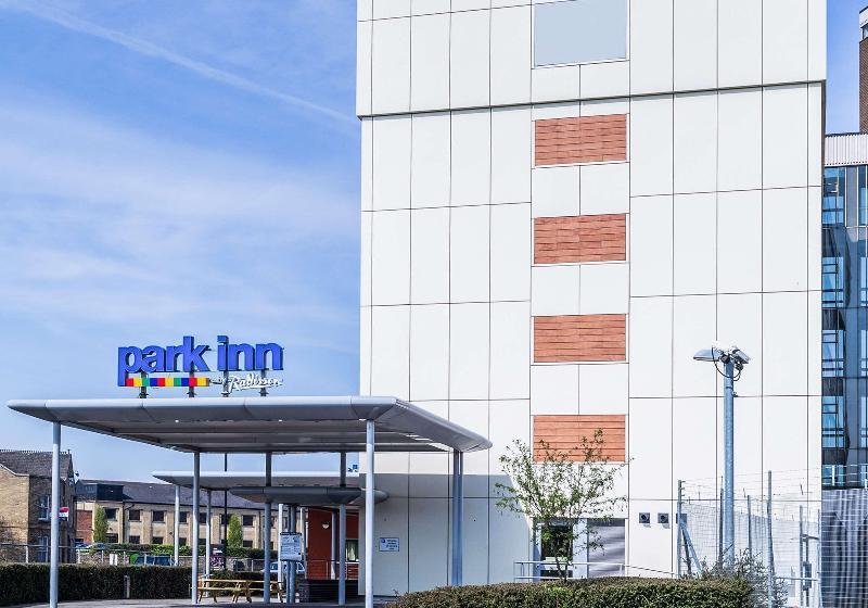 فندق Park Inn By Radisson Peterborough