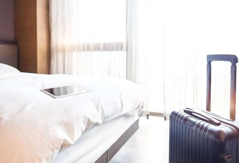 בית מלון כפרי Pembroke Hall