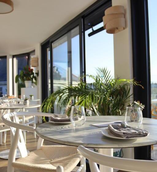 בית מלון כפרי Porth Beach