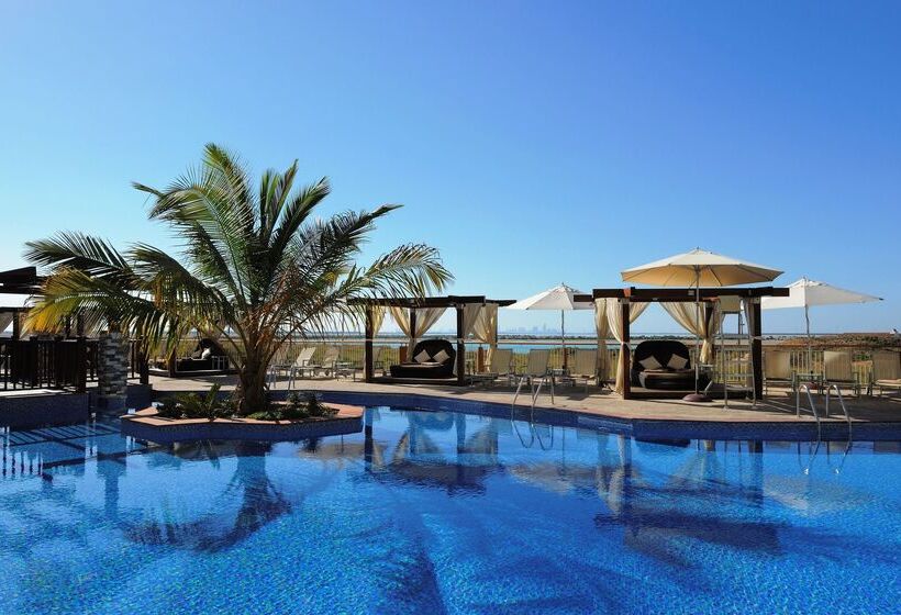 Radisson Blu Hotel, Abu Dhabi Yas Island