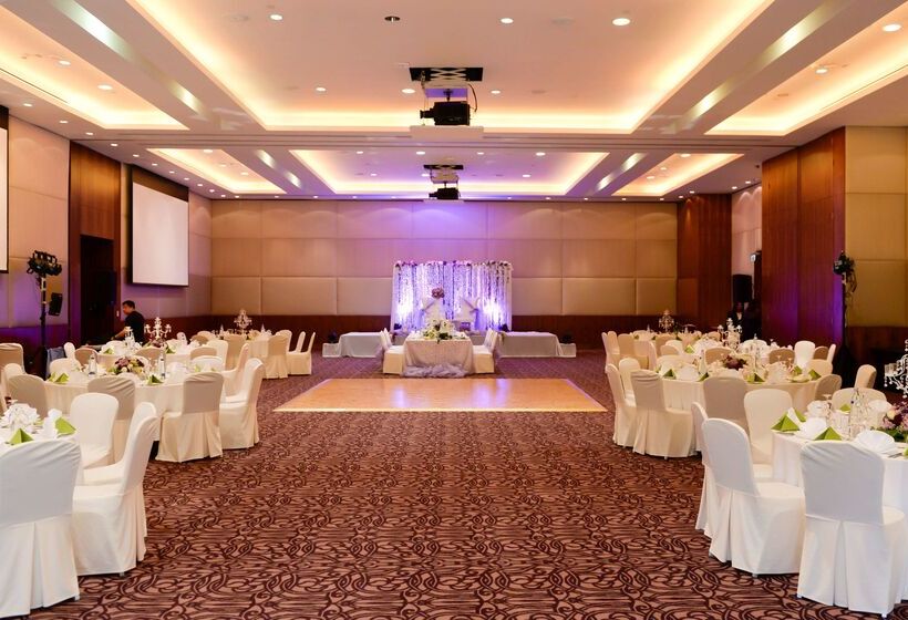 Radisson Blu Hotel, Abu Dhabi Yas Island