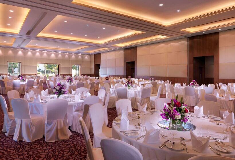 Radisson Blu Hotel, Abu Dhabi Yas Island