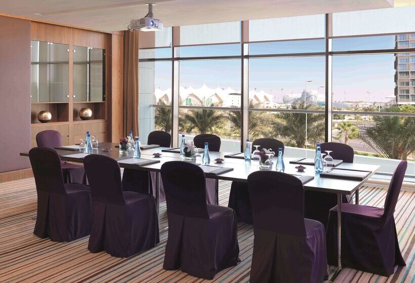 Radisson Blu Hotel, Abu Dhabi Yas Island