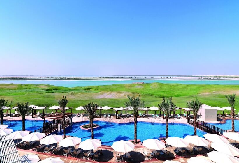 Radisson Blu Hotel, Abu Dhabi Yas Island