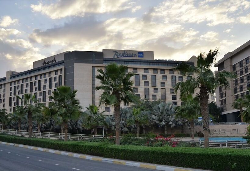 Radisson Blu Hotel, Abu Dhabi Yas Island