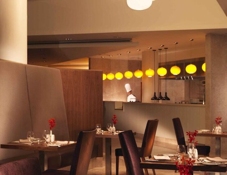 Radisson Blu Hotel, Abu Dhabi Yas Island