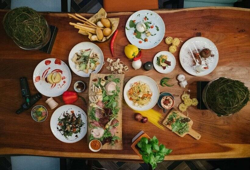 Radisson Blu Hotel, Abu Dhabi Yas Island