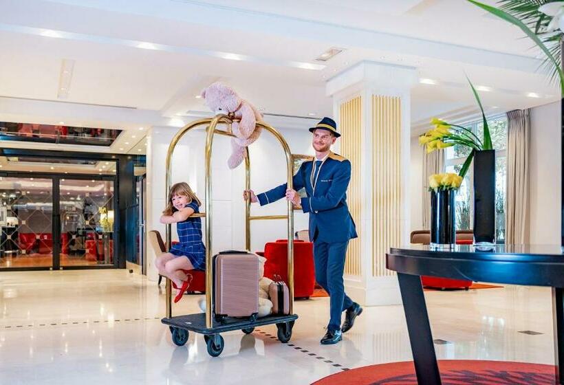 هتل Relais Spa Chessy Val D Europe