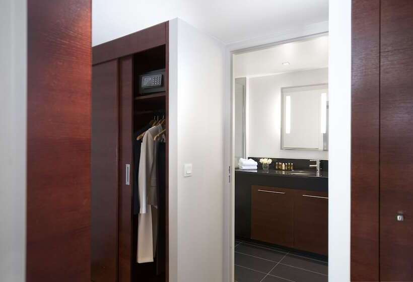 هتل Relais Spa Chessy Val D Europe