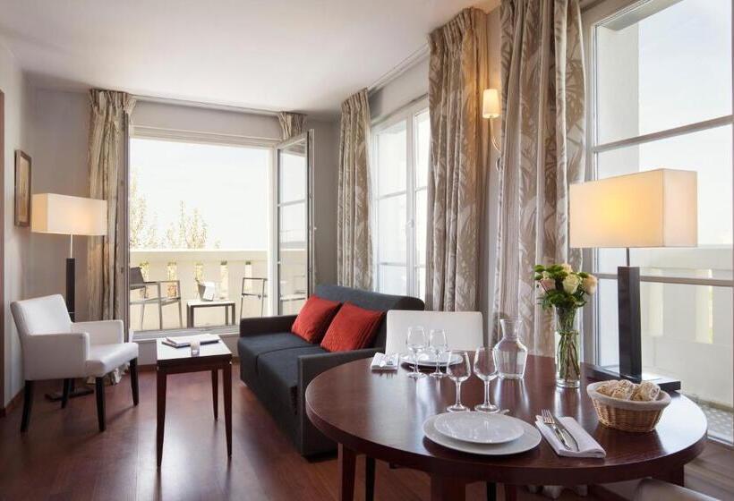 هتل Relais Spa Chessy Val D Europe