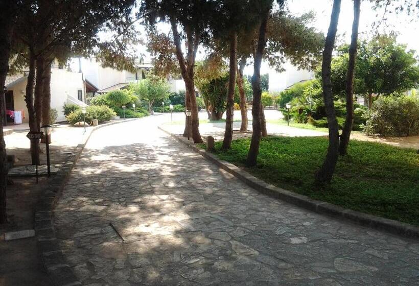 هتل Residence Punta Longa