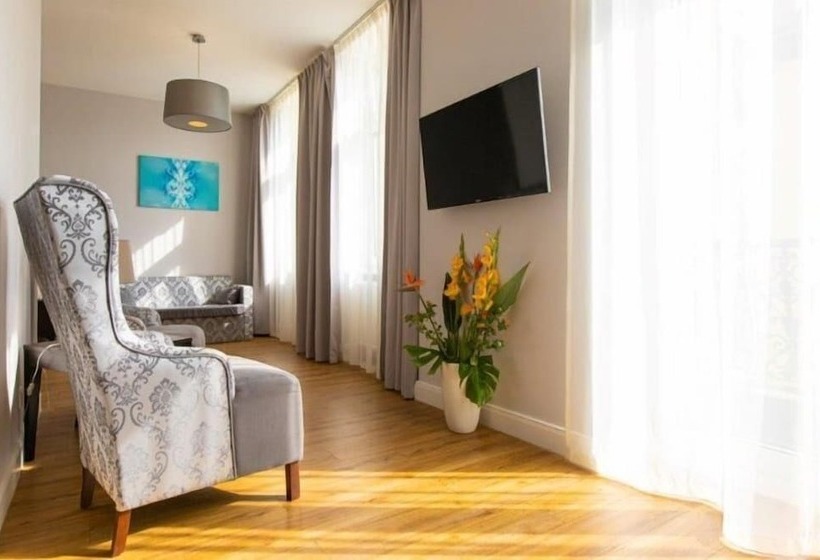 בית מלון כפרי Rheinischer Hof Bad Soden