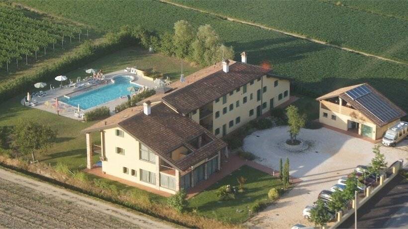 فندق ريفى Il Milione Country