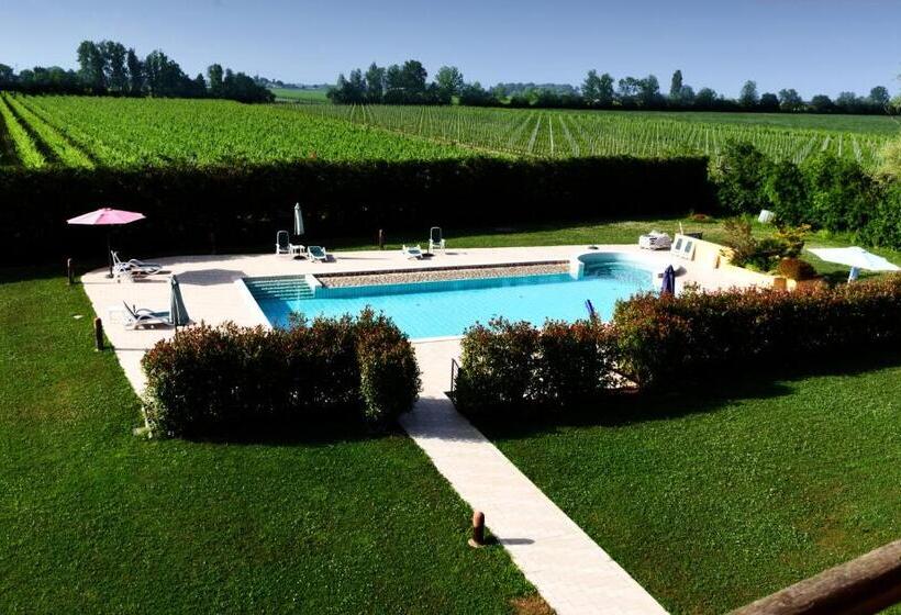 فندق ريفى Il Milione Country