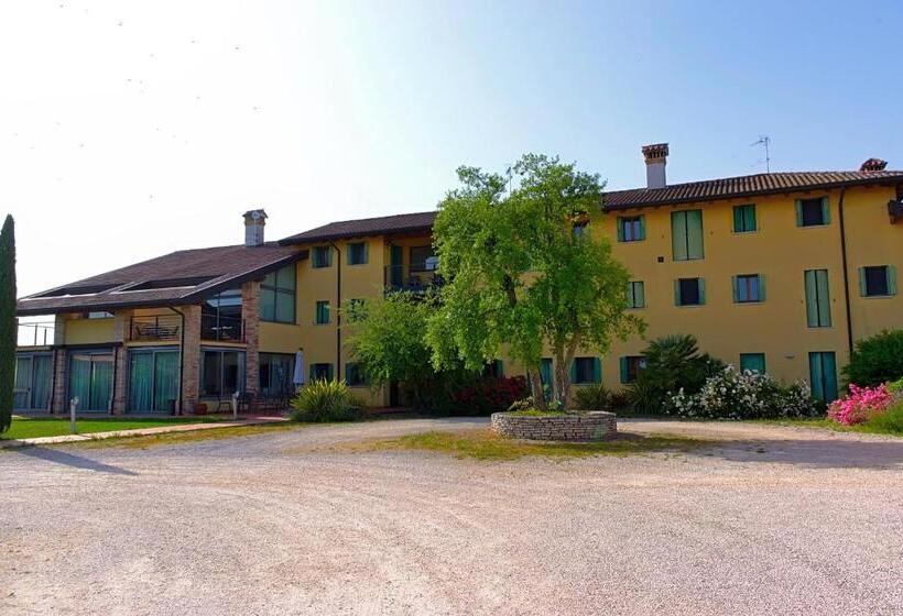 교외 호텔 Il Milione Country