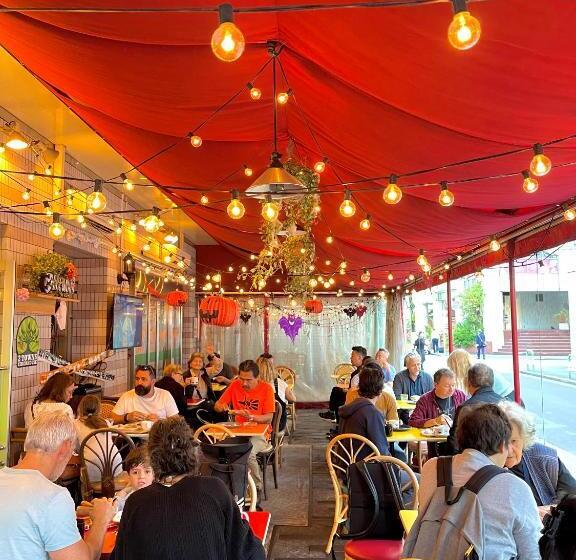 Sakura Hotel Ikebukuro