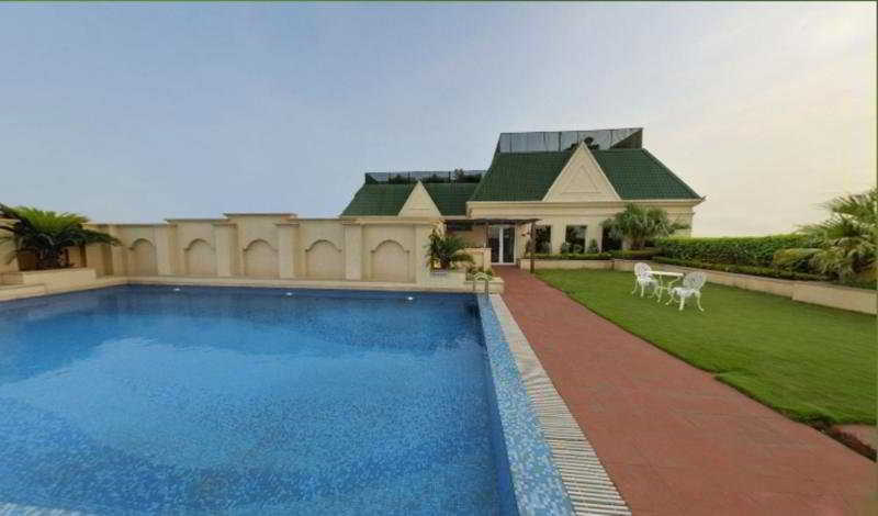 בית מלון כפרי Savoy Suites Noida