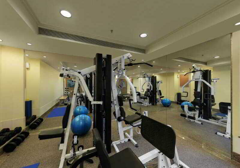 בית מלון כפרי Savoy Suites Noida