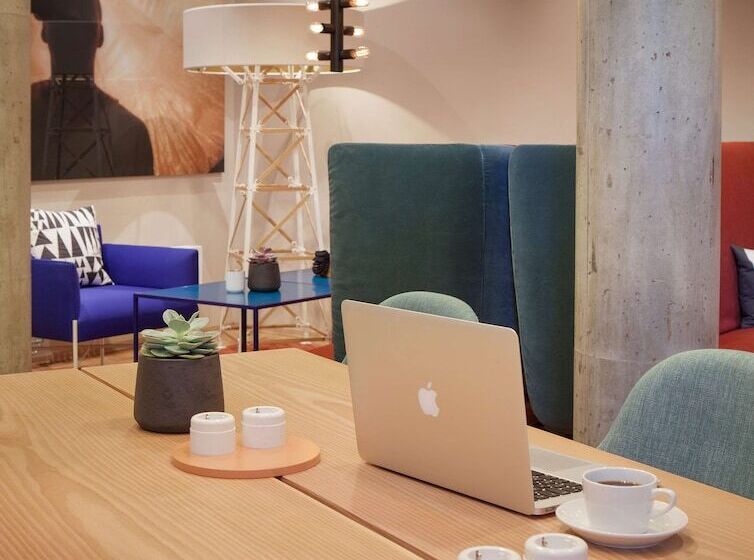 호텔 Scandic Grensen