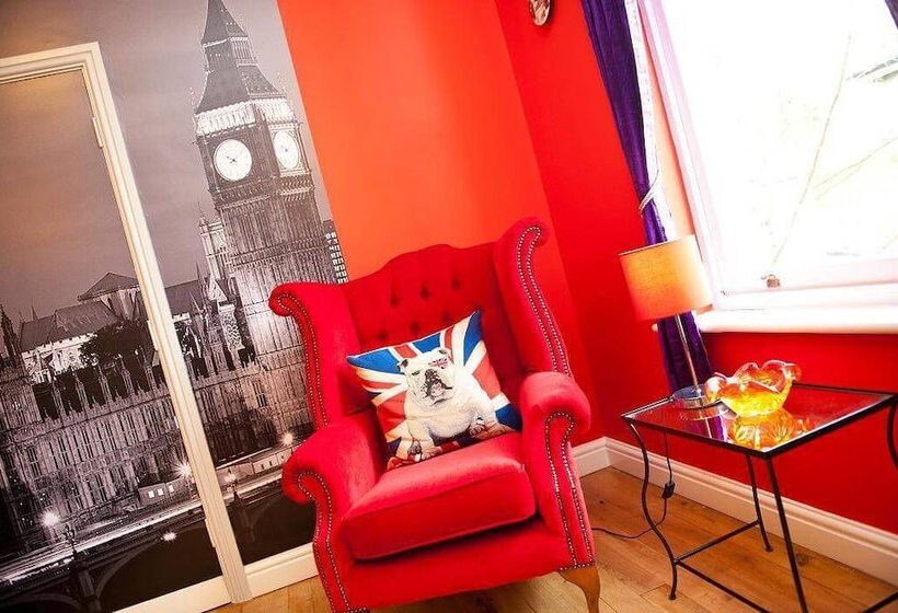 בית מלון כפרי Scarborough Travel And Holiday Lodge