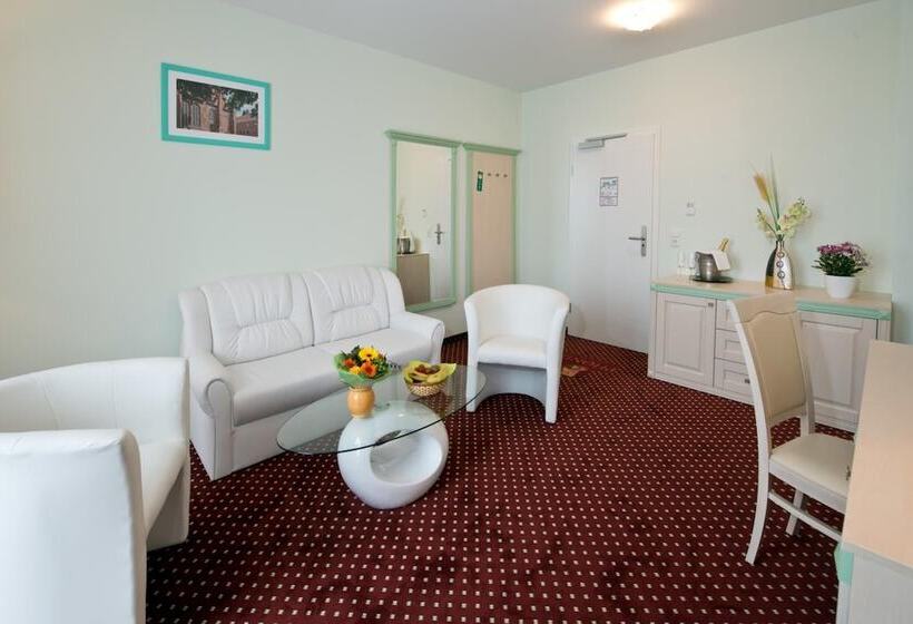 ホテル Schäfereck