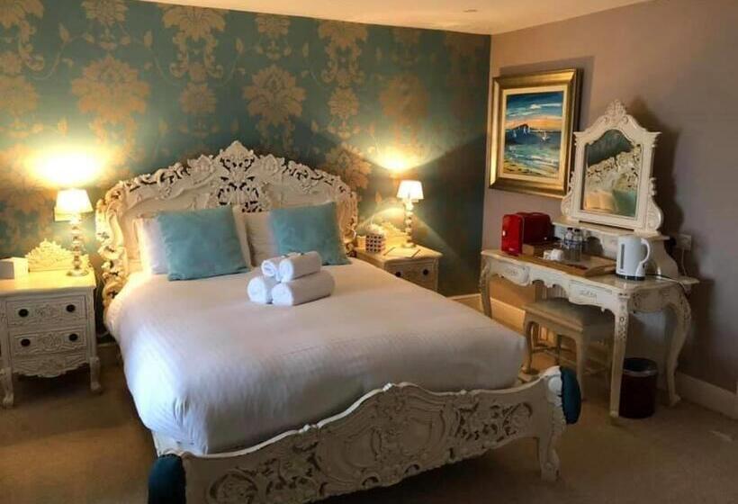 Отель Seawood House Boutique Bed And Breakfast