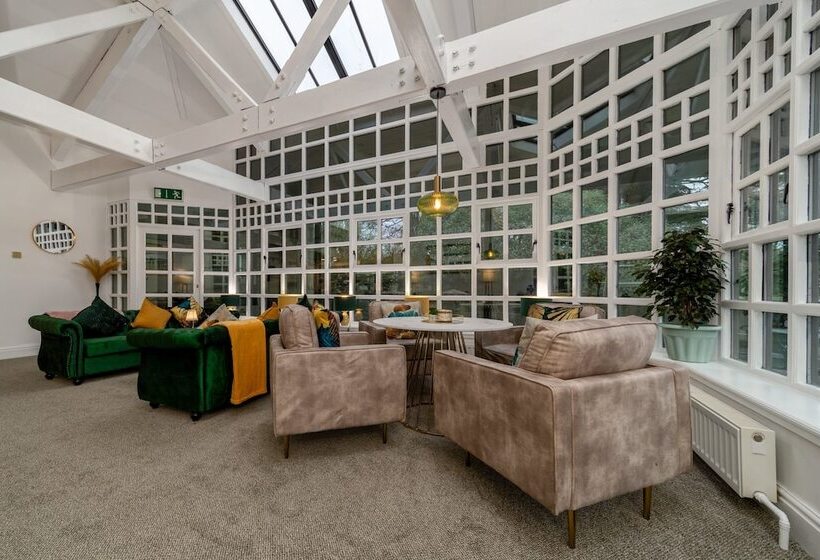 Отель Sella Park Country House