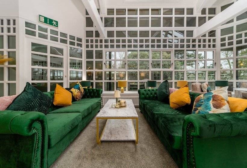 Отель Sella Park Country House