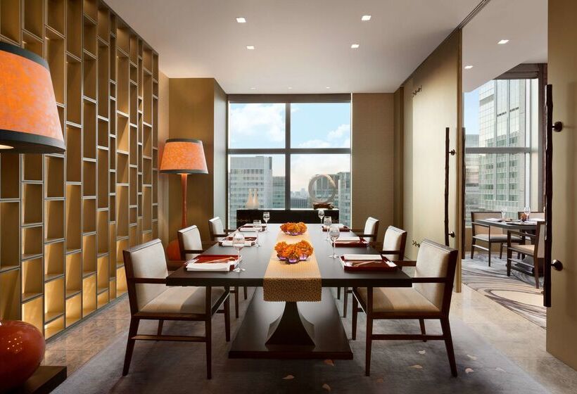 בית מלון כפרי Shangrila Tokyo