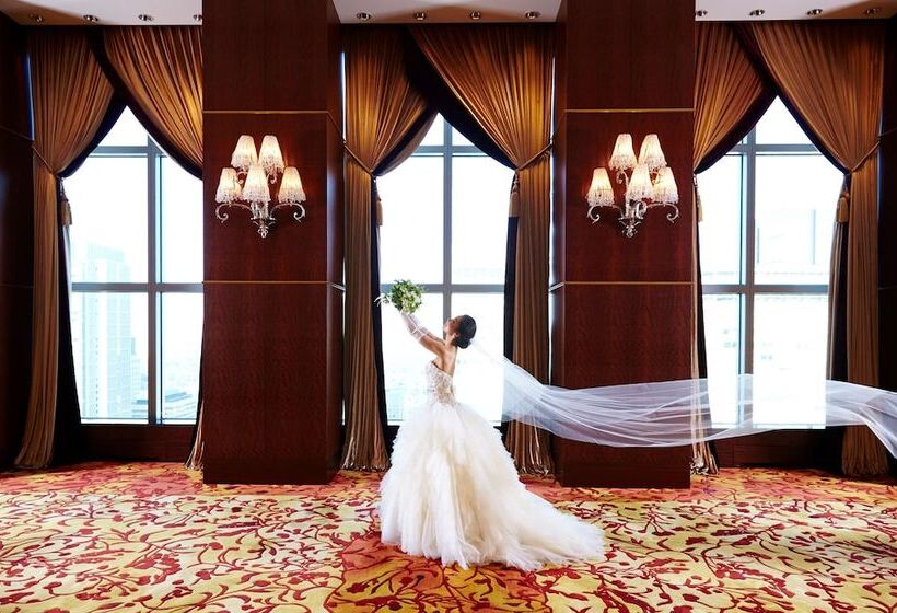 בית מלון כפרי Shangrila Tokyo