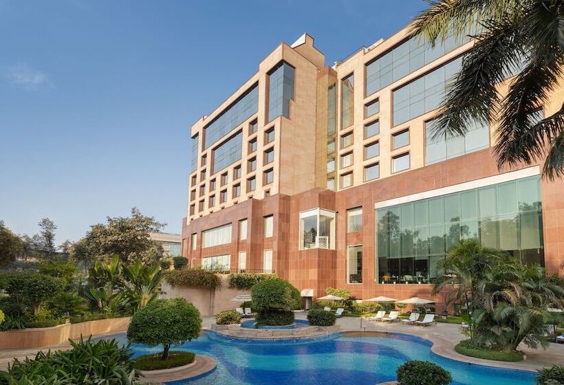Отель Sheraton New Delhi