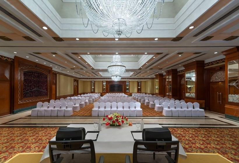 Отель Sheraton New Delhi