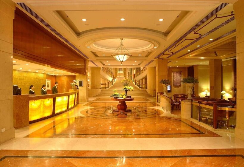 Отель Sheraton New Delhi