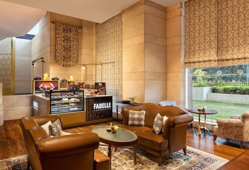 Отель Sheraton New Delhi