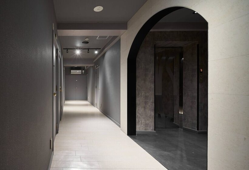 Shinjuku City Hotel N.u.t.s Tokyo