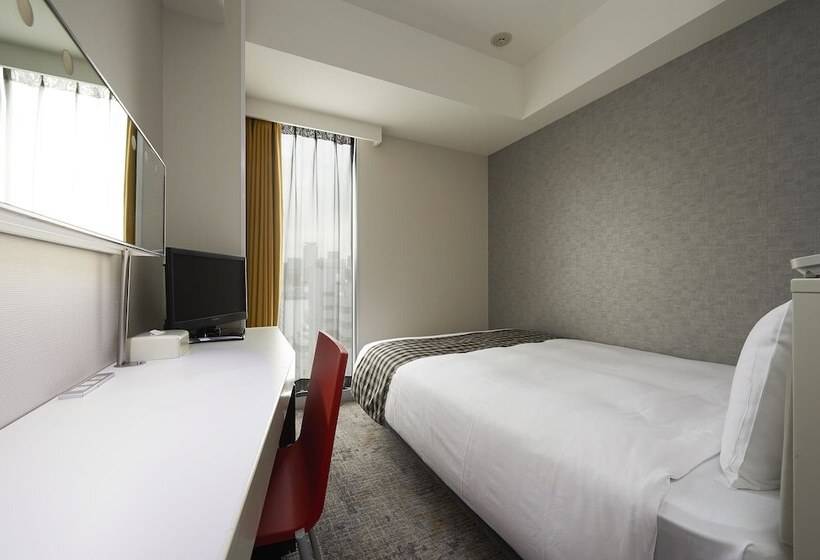 호텔 Sotetsu Fresa Inn Shimbashi Karasumoriguchi