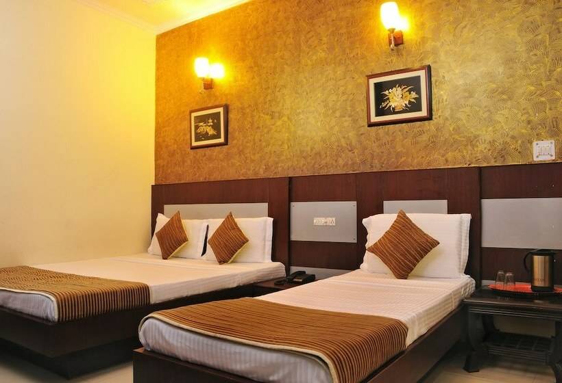 בית מלון כפרי Star Palace Paharganj