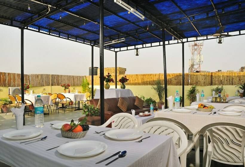 בית מלון כפרי Star Palace Paharganj