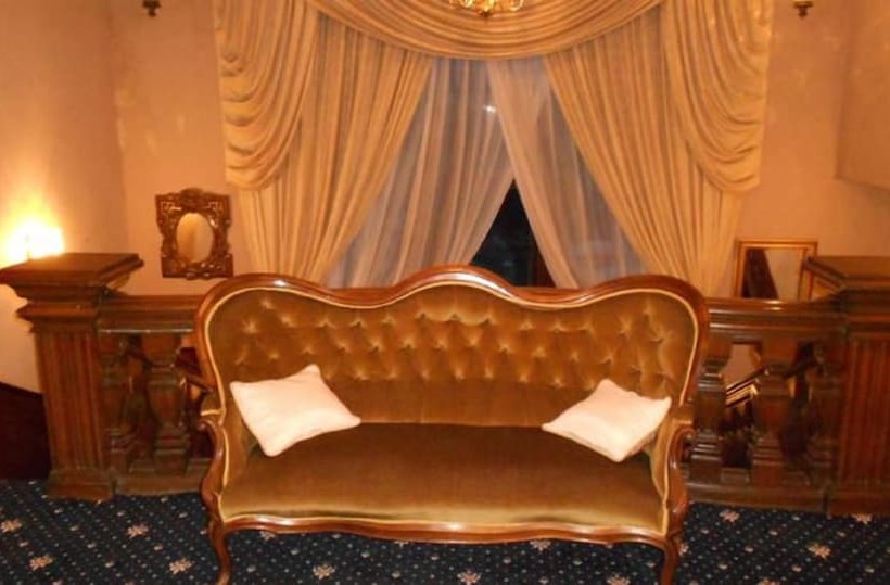 בית מלון כפרי Adamton Country House