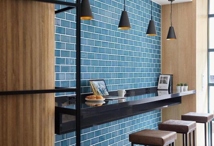 Отель The B Ochanomizu