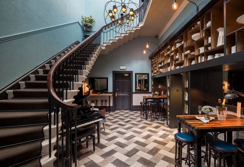 호텔 The Churchill