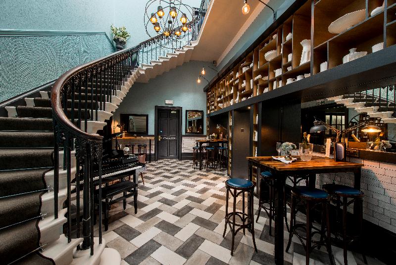 호텔 The Churchill