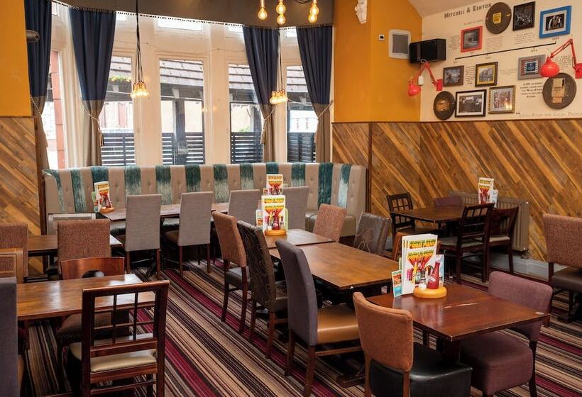 ホテル The Fernhurst By Greene King Inns